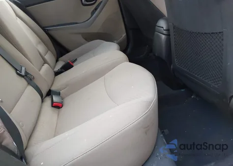 2016 Hyundai Elantra Se z USA, uszkodzony, nr VIN 5NPDH4AE3GH655097